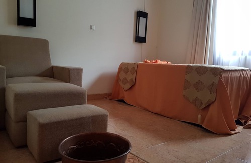 Cikampek Hotel | PrimeBiz Hotel Karawang
