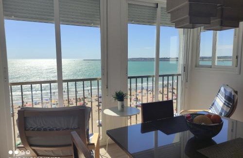 Valdelagrana Apartment | PRIMERA LINEA DE PLAYA EN VALDELAGRANA