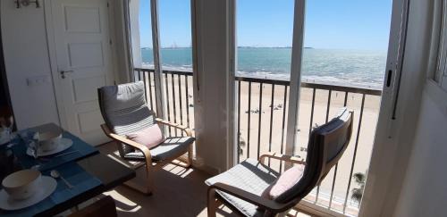 Valdelagrana Apartment | PRIMERA LINEA DE PLAYA EN VALDELAGRANA