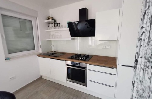 Primosten Burnji Apartment | Primošten Pool Fantasy apartmant