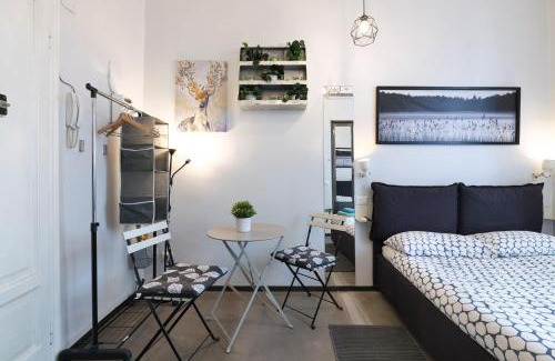 Ponte Seveso Apartment | PrimoPiano - Schiaparelli C Flat