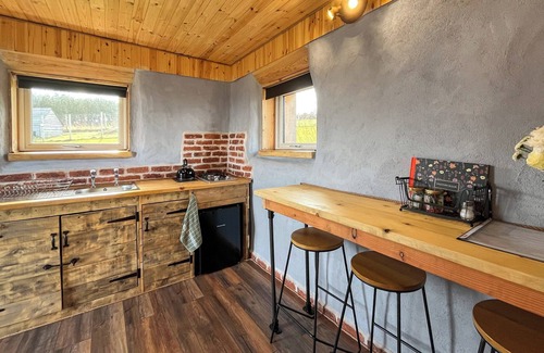 Forres Cottage | Primrose Bale Cabin - UK49075