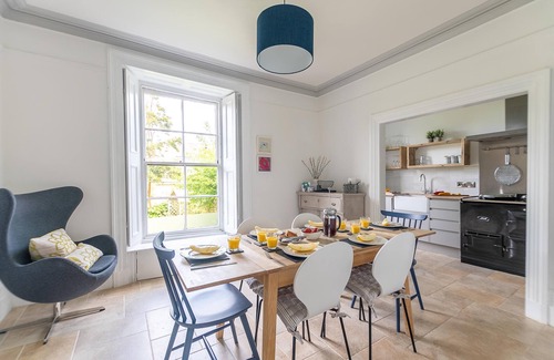St Ives House | Primrose Cottage – Parking - Sea Views - Sleeps 6 - Dog Friendly