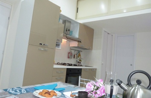 Centro Storico Apartment | PRINCE MAQUEDA - Free WiFi/Air Conditioned