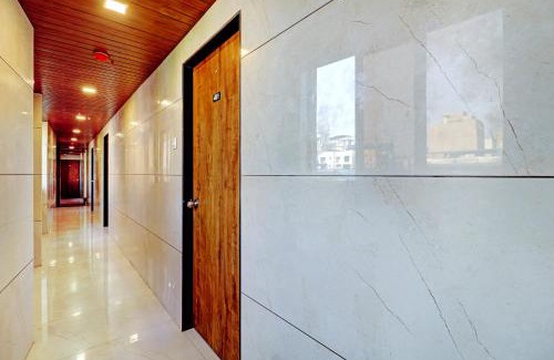 Thane West Hotel | Prince NX Hotel