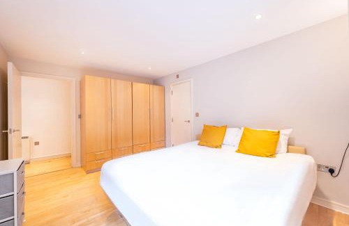Euston Apartment | Prince William Apartment