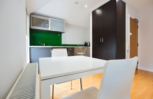 Bayswater Apartment | Princes Square Serviced Apartments by Concept Apartments