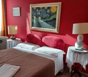 Cannaregio Apartment | Princess Guest House Canal View