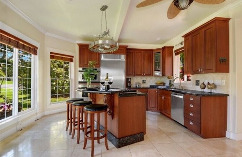 Princeville House | Princeville Beaches AC Lux Home 4BR 3.5Ba at Queen's Bath + Mountain Viewsn