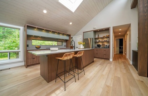 Grand Bend Cottage | Priolo on the Trail-Japandi Retreat w Nordic Spa