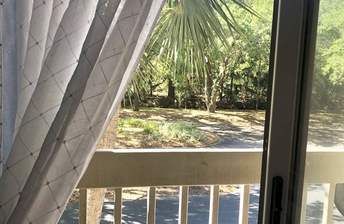 Seabrook Island Villa | PRISTINE BEACH, GOLF, TENNIS! BEAUTIFUL AND SPACIOUS 2BR COURTSIDE VILLA!