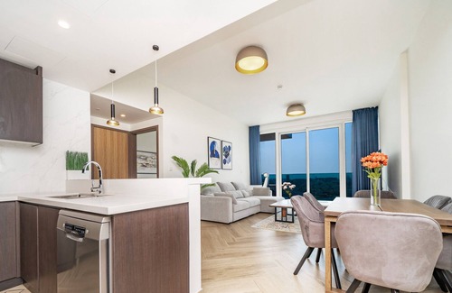 Bur Dubai Apartment | Pristine Cozy One Bedroom Suite