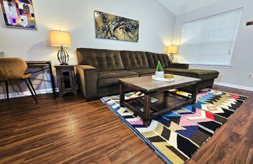 Tallahassee House | Pristine Elegance meets Chic Charm!