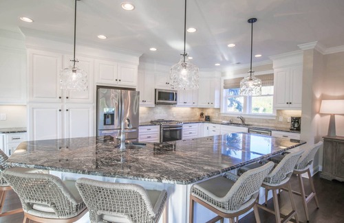 Isle of Palms House | Pristine Home w/Private Pool; Multiple Master Suites & Seating Areas; Ocean Views; Steps to Beach