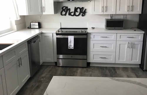 Chino House | Pristine Modern Farmhouse Inspired Single Level