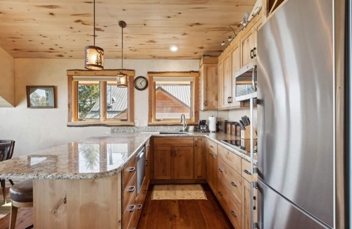 Somers House | Pristine & Private Glacier Chalet with Unmatched Flathead Lake & Mountain Views