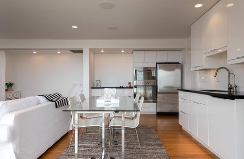 Mission Canyon Apartment | Pristine Santa Barbara Apartment with Hot Tub and Mountain and Ocean Views