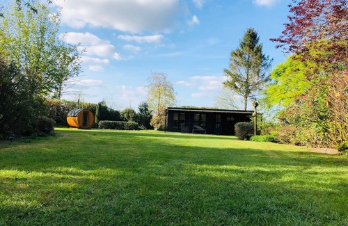 Golenkamp House | Privé Wellness Verblijf met Grote Tuin in de Natuur - Natuurhuisje Lotus
