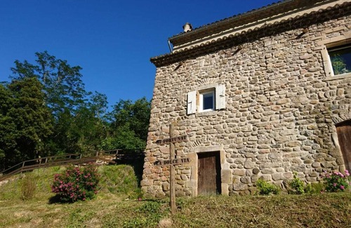 Saint-Fortunat-sur-Eyrieux Apartment | Private beach and panoramic view, on the Dolce Via