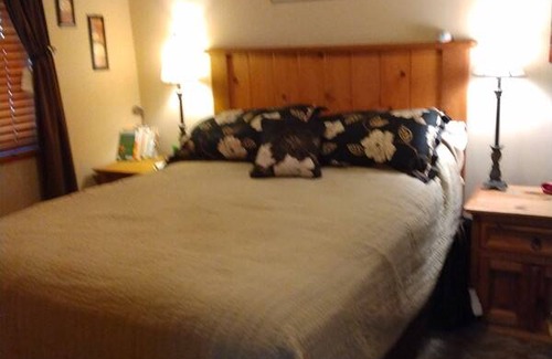 California Hot Springs Resort | Private room ∙ 2 guests
