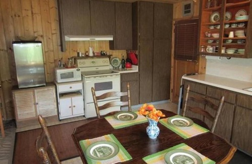 California Hot Springs Resort | Private room ∙ 2 guests