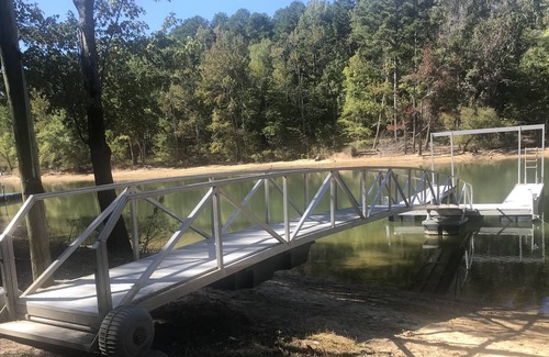Clarksville House | PRIVACY & SERENITY! STUNNING LAKE HOME AT BOULDER COVE WITH PRIVATE DOCK!