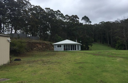 Tapitallee House | Privacy space comfortnLooking at visiting Bundanon? Uwannavu @Tapitallee Lodges