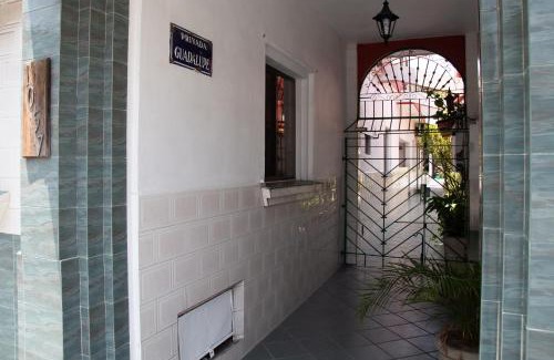 Monterrey Centro Hotel | Privada Guadalupe