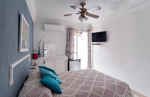 Fluvial Vallarta House | Privada room with private access.