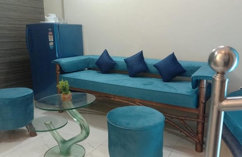 Malad West Apartment | Private 1 Bedroom Cosy Apt Nr Vivanta Malad West
