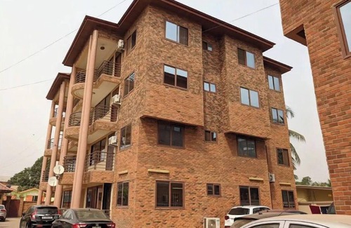 North Legon Apartment | Private 1-bedroom with Hot Water, AC and Free Wifi