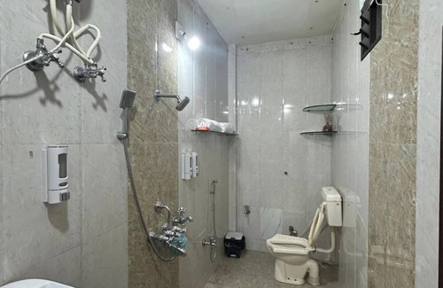Mount Abu Apartment | Private - 1 BHK Floor - Paddy's Luxurious Home Staynn