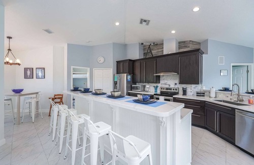 Marathon House | Private 174ft dock & ramp, 3br, 3 mins to Sombrero Beach