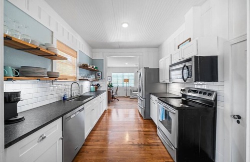 Center Point House | Private 180' Riverfront Oasis: Kayak, Fish & Relax