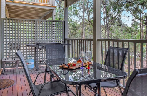 Pokolbin Villa | Private 1bdr Villa Pinot located within Cypress Lakes Resort