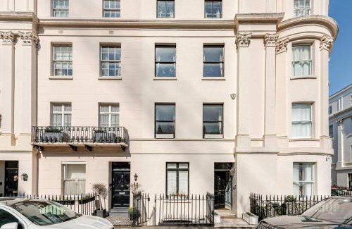 Belgravia Apartment | Private 2 Bed Cosy Home by Royal Palace