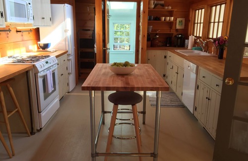 Surfside Cottage | Private 2 bedroom cottage close to South Shore beaches