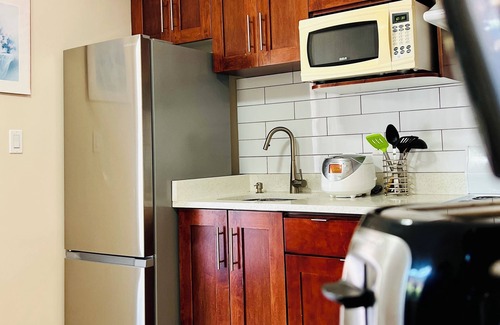 Burnaby House | Private 2 bedrooms Fruits Garden Suite
