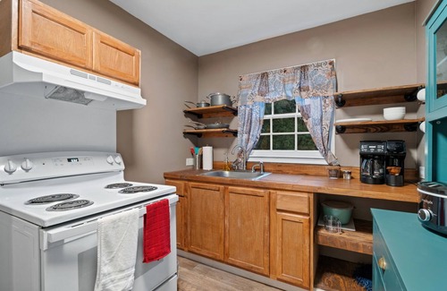 Hattiesburg House | Private 2b/1ba home close to everything in Hattiesburg