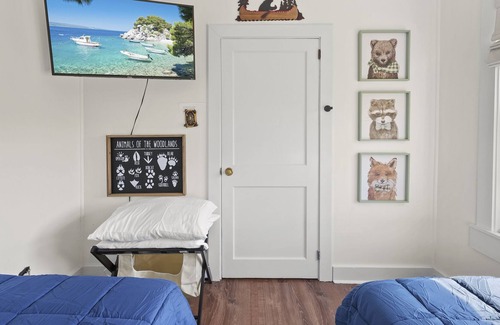 Helen Cottage | Private 2BR Cottage,LOW cleaning fee near Downtown
