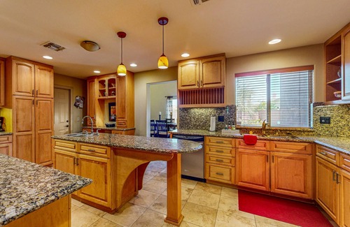 Desert Club Estates House | Private 3,500 sq ft sanctuary with pool & spa - walk to Old Town