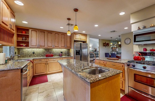 Desert Club Estates House | Private 3,500 sq ft sanctuary with pool & spa - walk to Old Town