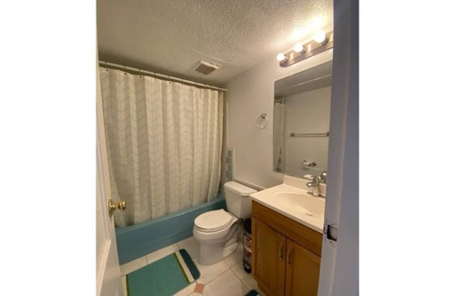 Leisure World House | Private 3 bed 2 bath apartment with all amenities