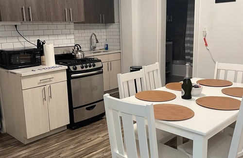 Ocean Hill Apartment | Private 3 Bedroom in the heart of Brooklyn