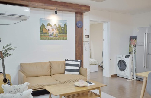 Yeonnam-dong House | [private] 3Rooms+2 Bath Clean&Comfortable+Netflix