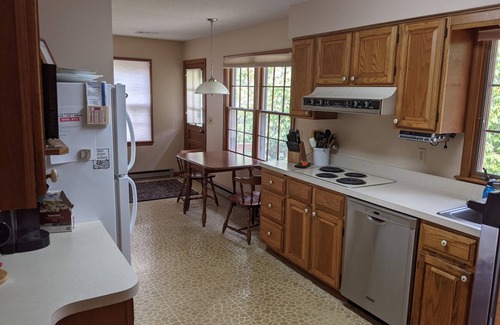 Falmouth House | Private 4 BR Ranch Tucked In The Woods 1.5 Miles From Beach