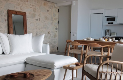 Panormos Villa | Private 4 bedroom Villa with private pool, above the sea!
