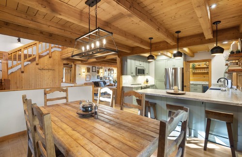 Northridge Estates Cabin | Private 5-Acre Cabin Retreat – Woods, Wildlife & Starry Skies