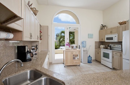 Double Bay House | Private 5-bedroom Beachfront Estate w/Heated Pool on Pink Sand Beach