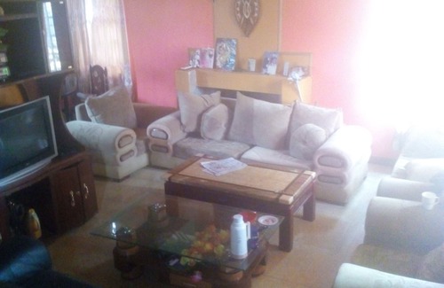 Nairobi House | Private 6 Bedroom House, Big Seating, Open Kitchen, Private Bar & Gym
